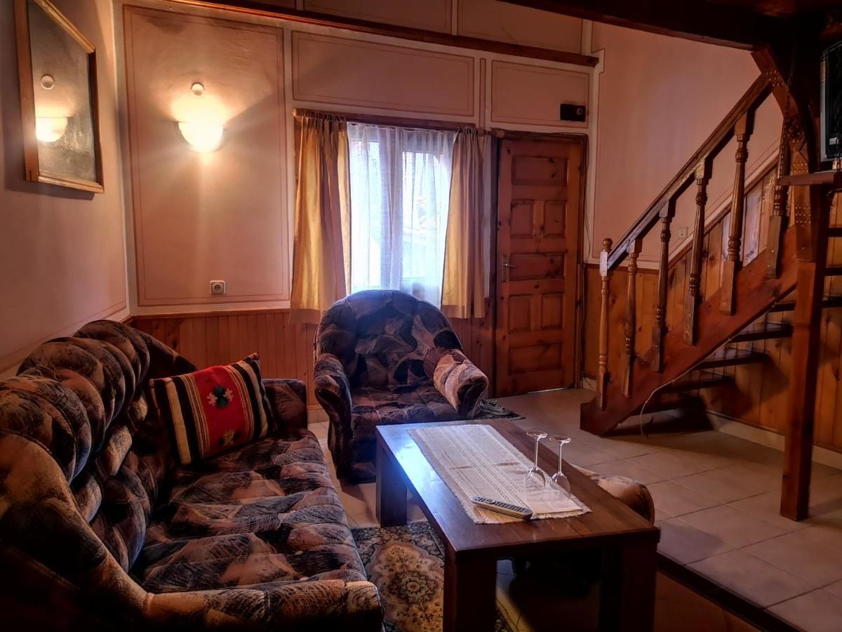 Гостевой дом Zlatniyat Telets Guest Rooms Копривштица-37